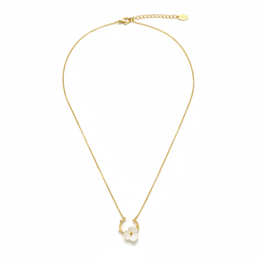 Mother-of-Pearl Flower Necklace