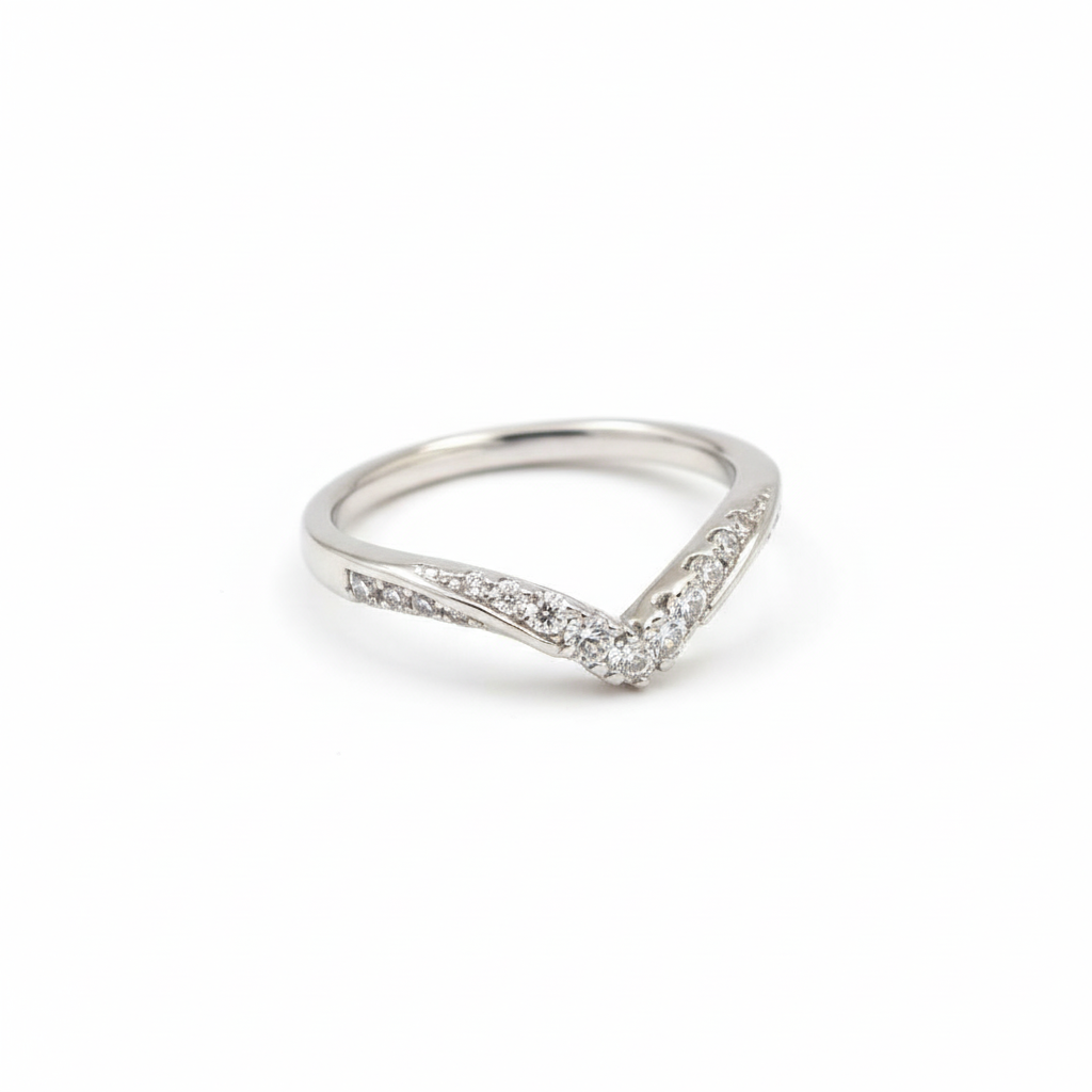 V-Shaped Stacking Ring